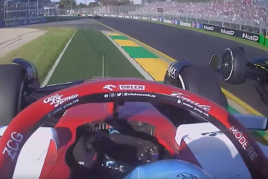 Стролл выдавливает Боттаса в Австралии