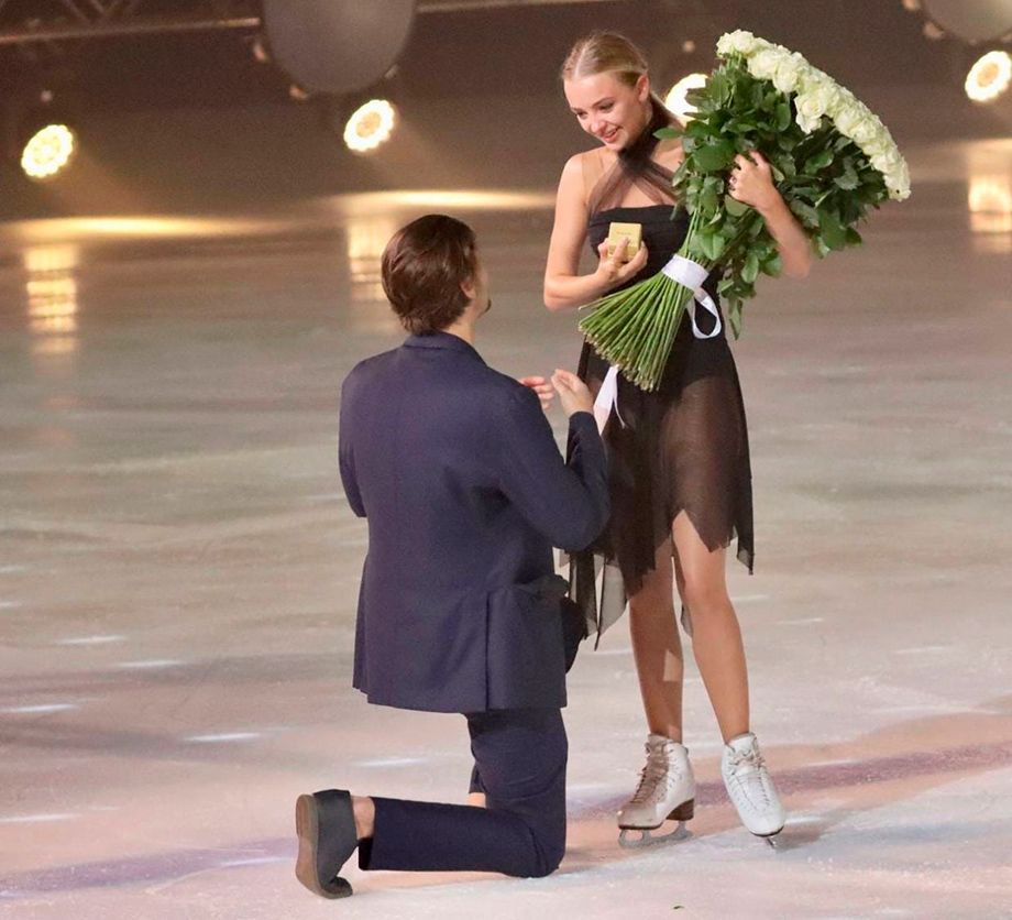 За кого выходит замуж фигуристка Александра Степанова, кто сделал предложение, как радовались Медведева и Щербакова