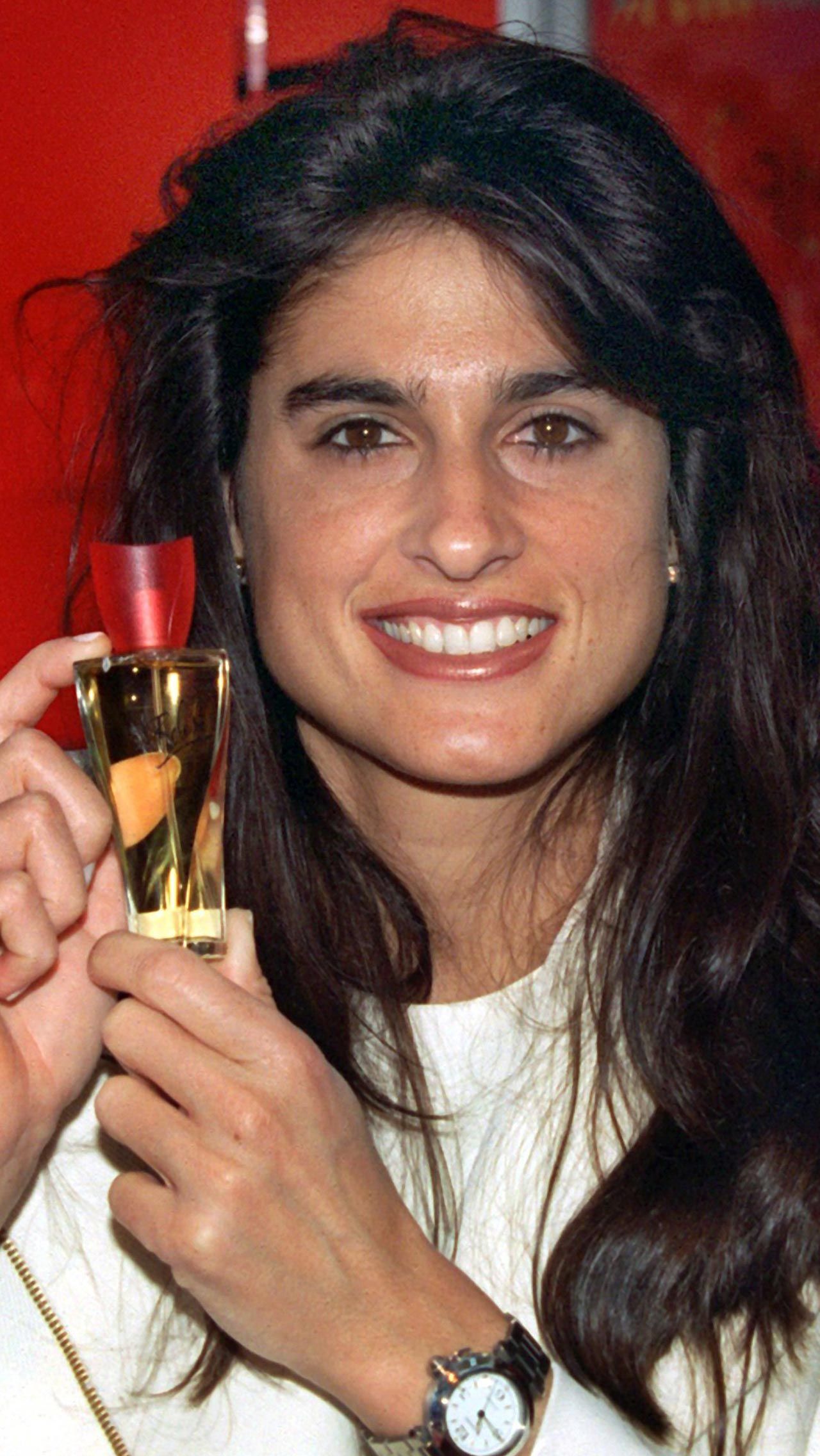 После спортивной карьеры Сабатини преуспела в бизнесе: ещё будучи в спорте, она подписала контракт с парфюмерной компанией и стала выпускать именные духи. Парфюм Gabriela Sabatini выпускается до сих пор.