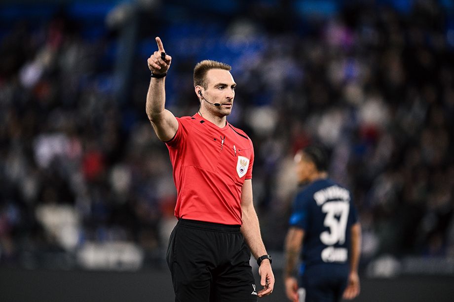 Антон Фролов