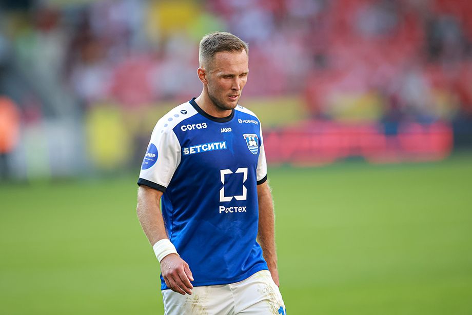 Илья Петров