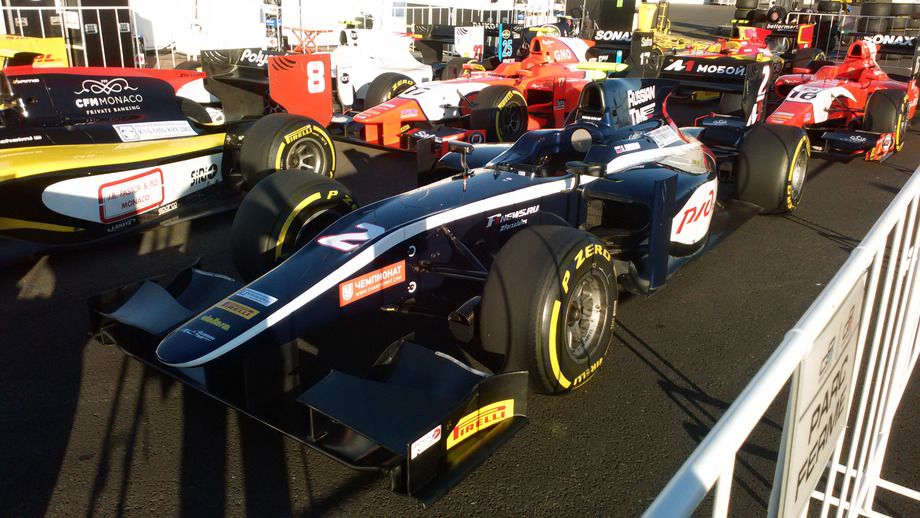 Болид Russian Time в закрытом парке