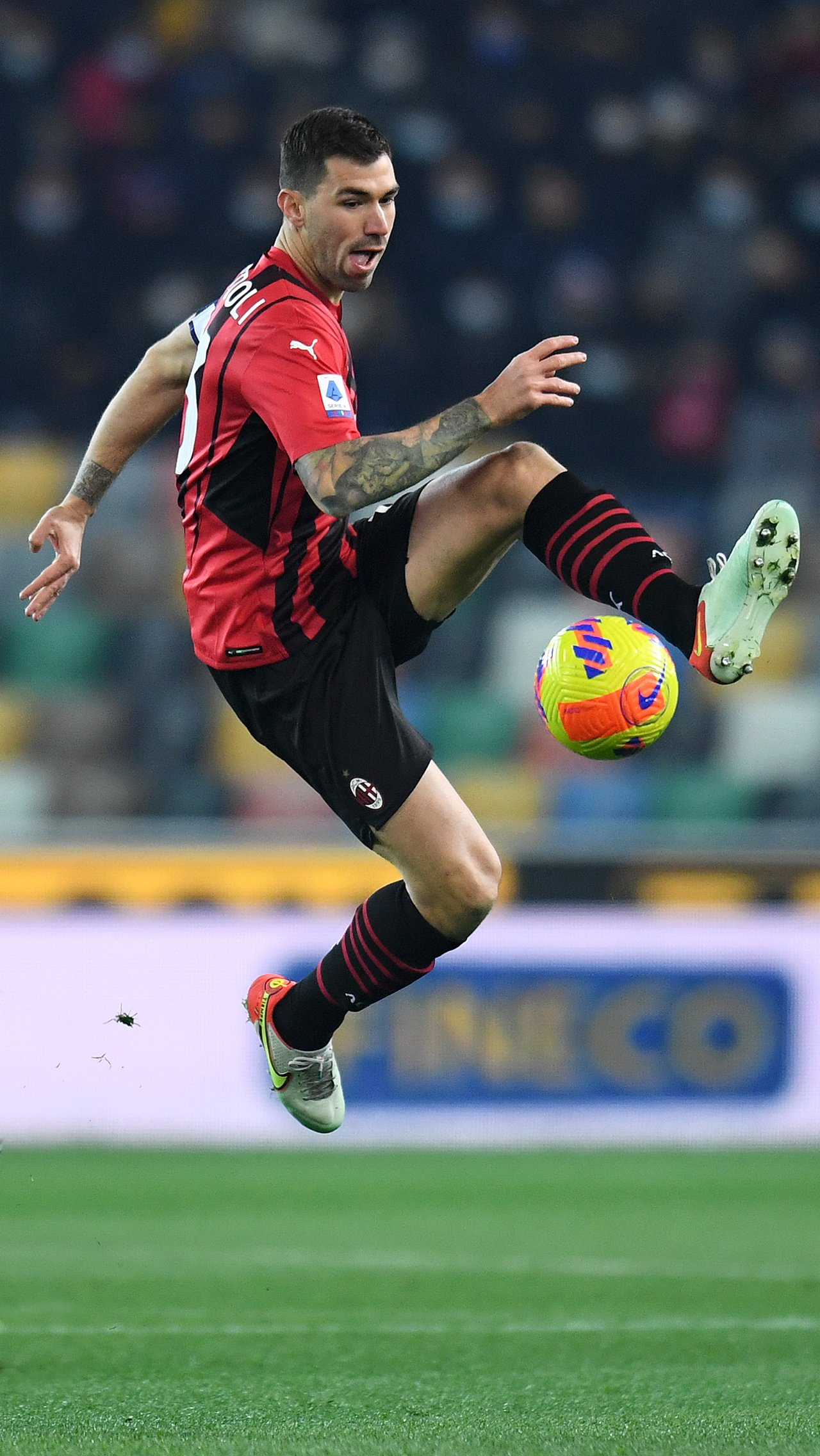 Алессио Романьоли: 26 лет, стоимость — € 20 млн. Нынешний клуб — «Милан»