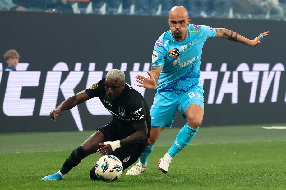 Ванья Дркушич (справа)