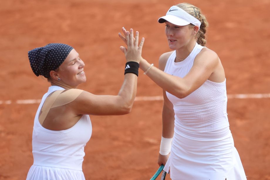 Мирра Андреева и Диана Шнайдер