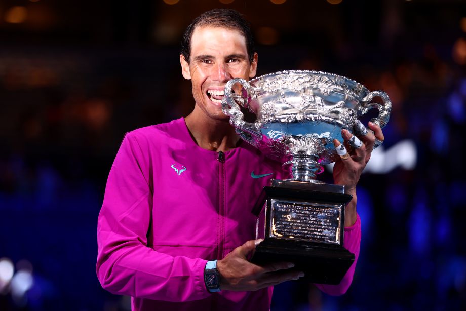 Рафаэль Надаль стал чемпионом Australian Open — 2022, воспользовавшись отсутствием Новака Джоковича