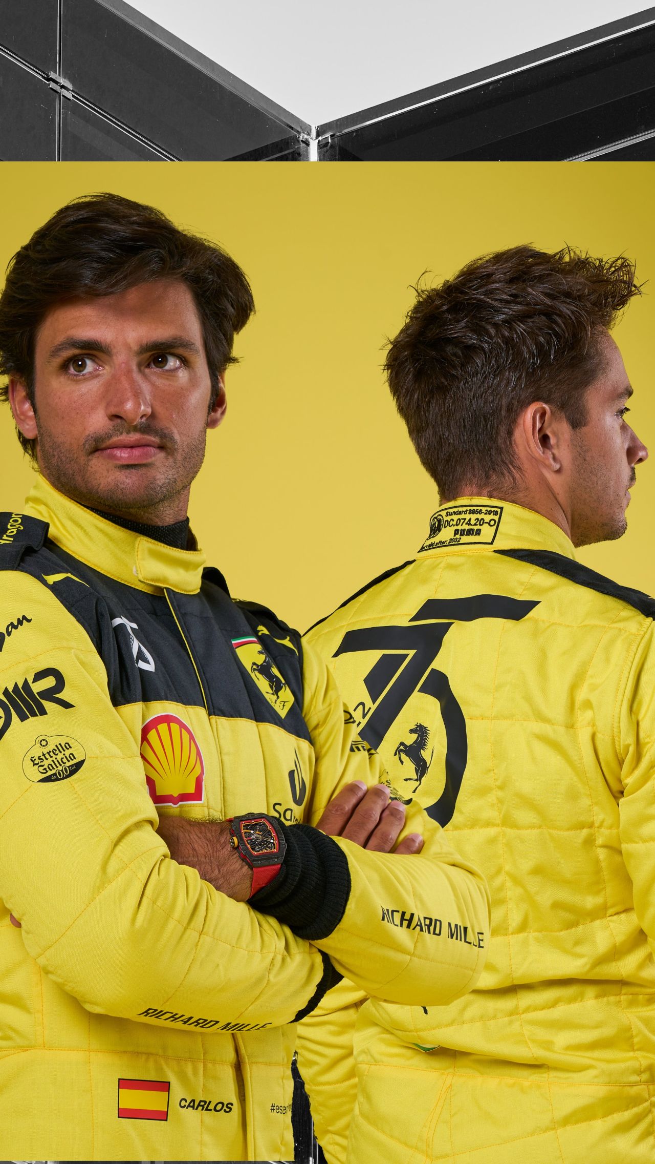 Гонщики «Феррари», разумеется, получили специальные жёлтые комбинезоны, за что их тут же «отправили» в «Рено» и «Джордан».