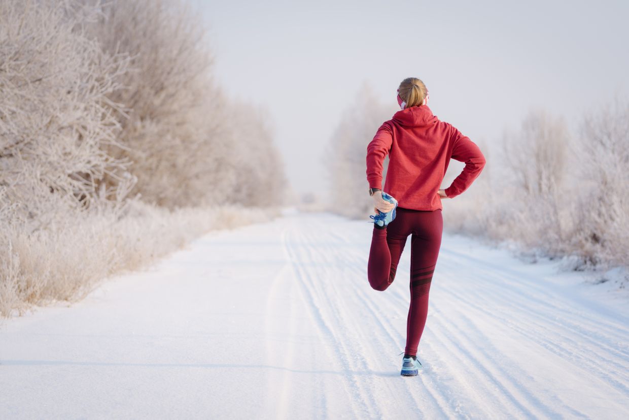 Как одеваться для бега зимой. Одежда, обувь, аксессуары
