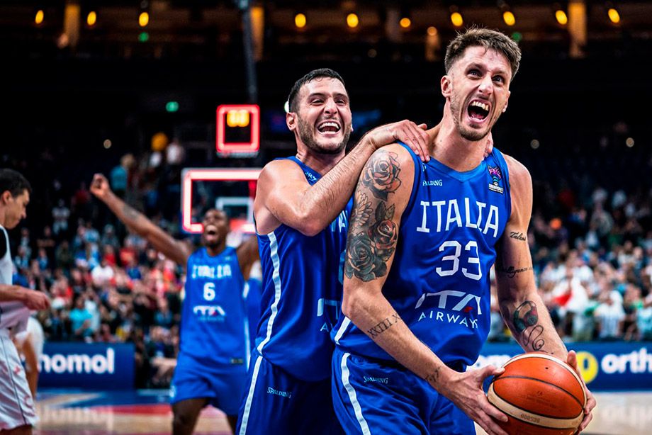 Сенсационная победа сборной Италии над Сербией в 1/8 финала чемпионата Европы