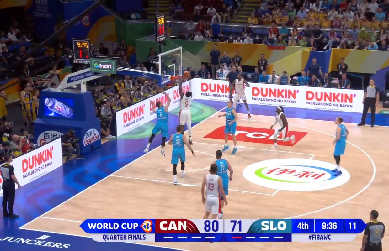 Данк Ар Джея Барретта