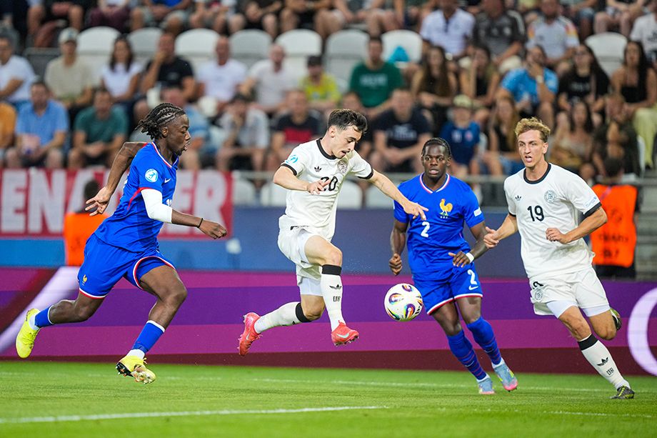 Германия — Франция — 3:0 Германия — Франция — 3:0