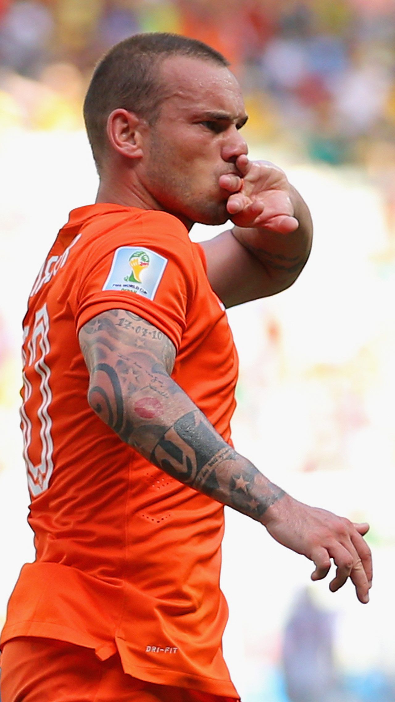4. Нидерланды — Мексика — 2:1 (1/8 финала)