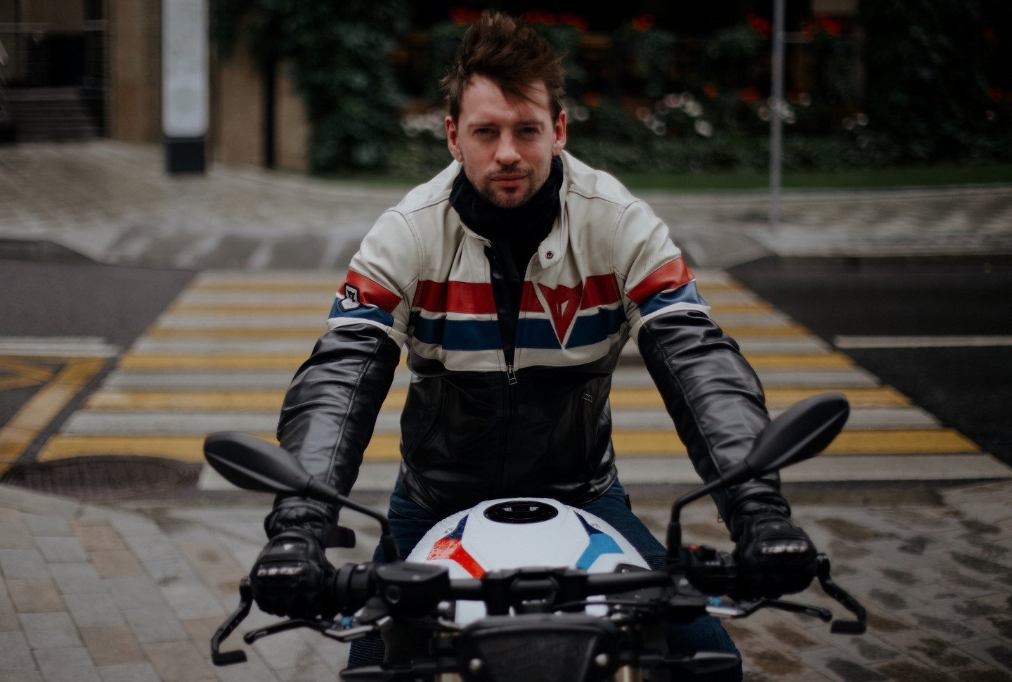 Александр Соколовский на мотоцикле