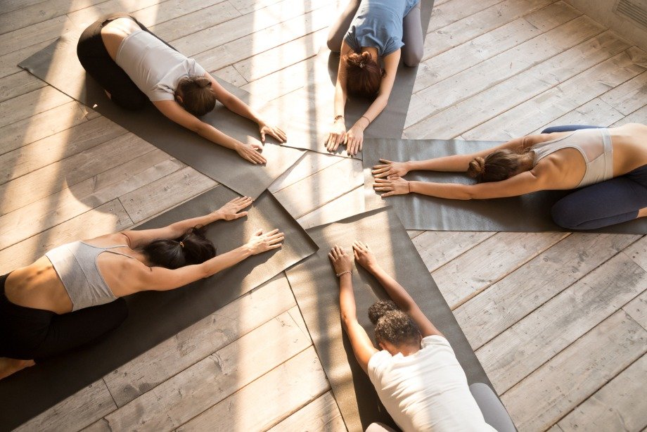 Оздоровительная йога для начинающих: как с помощью йоги прокачать свой организм