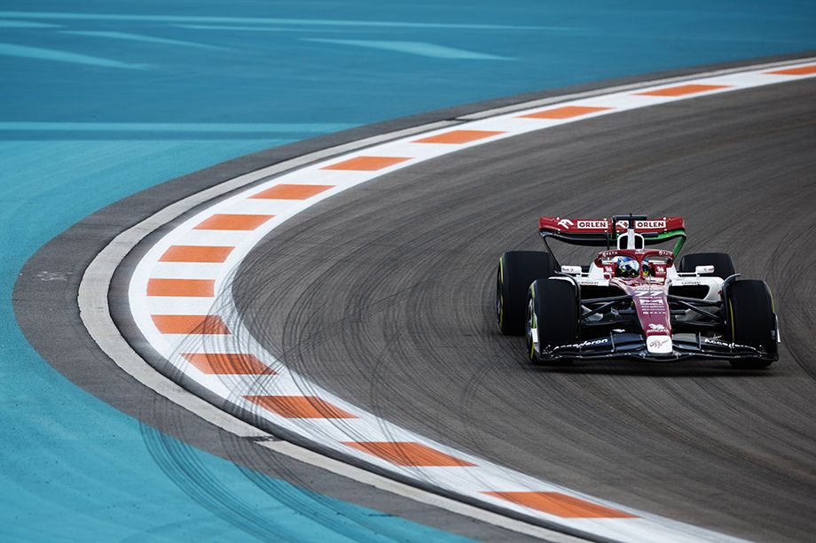 Bottas lost his chance to finish in the top 5 due to his own mistake Bottas lost his chance to finish in the top 5 due to his own mistake