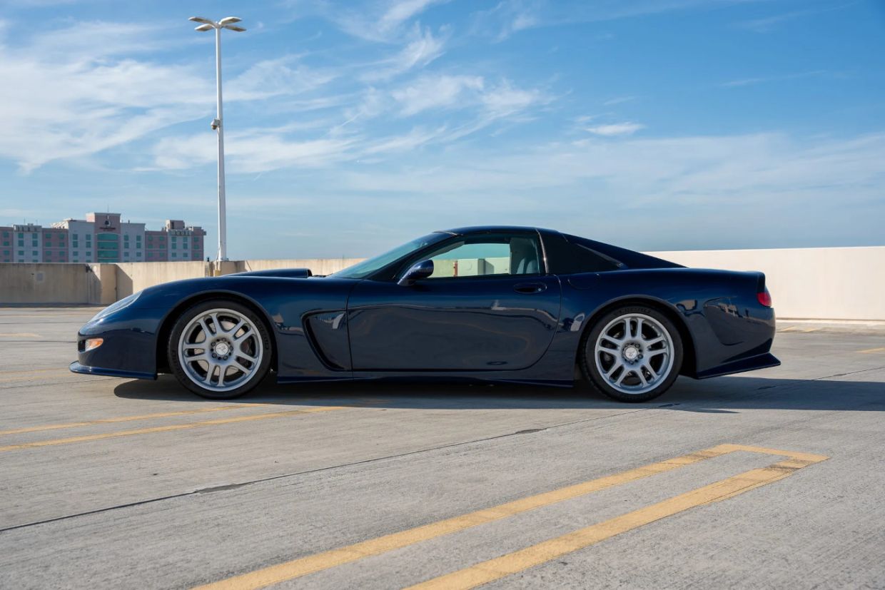 Chevrolet Corvette Callaway C12