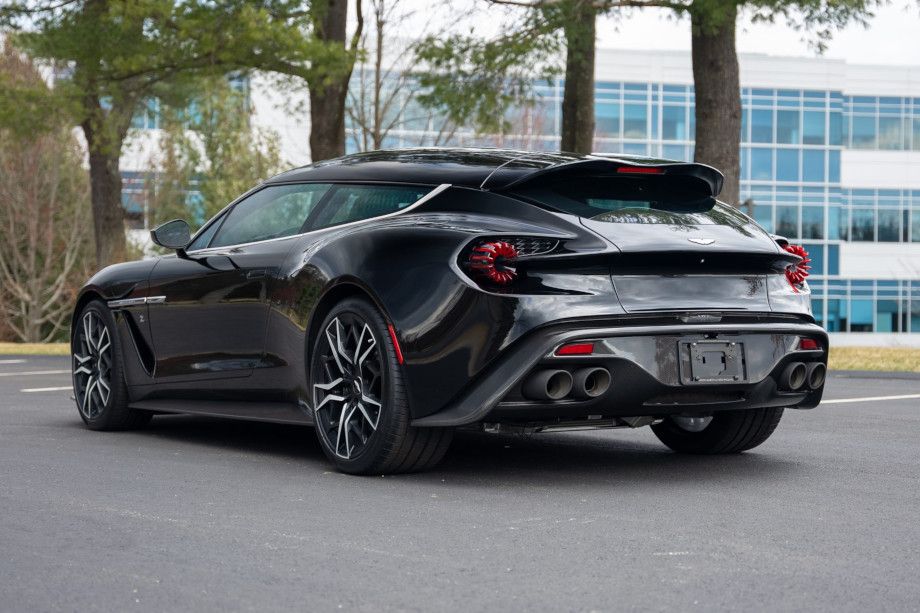 Aston Martin Vanquish Zagato Aston Martin Vanquish Zagato