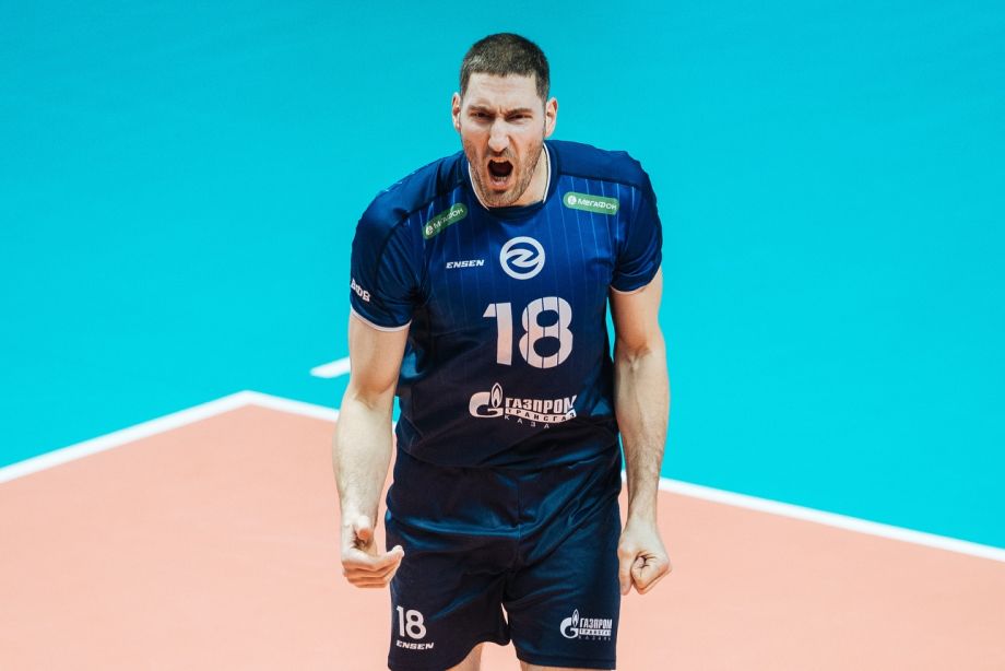 Максим Михайлов