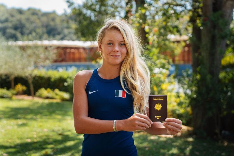 Подробности перехода экс-россиянки и теннисистки Ксении Ефремовой под французский флаг