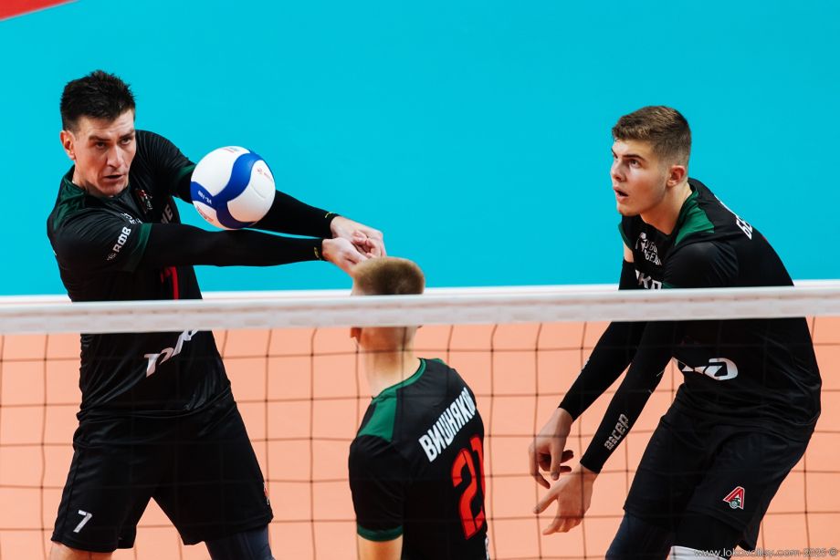 Игроки МВК «Локомотив»