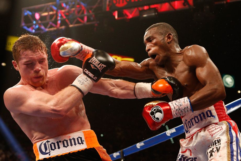 Бой Сауль Альварес — Эрисланди Лара