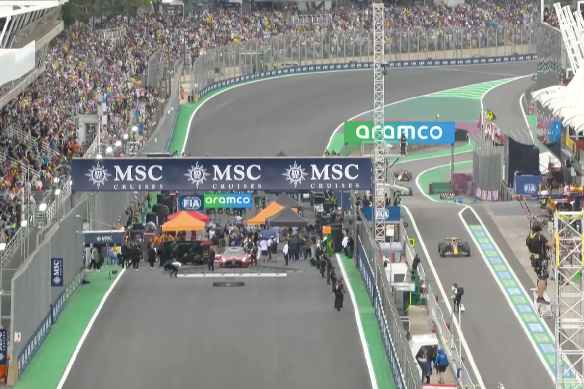 Пиастри устроил аварию, Норрис ещё ближе к титулу. Каким был Гран-при Бразилии