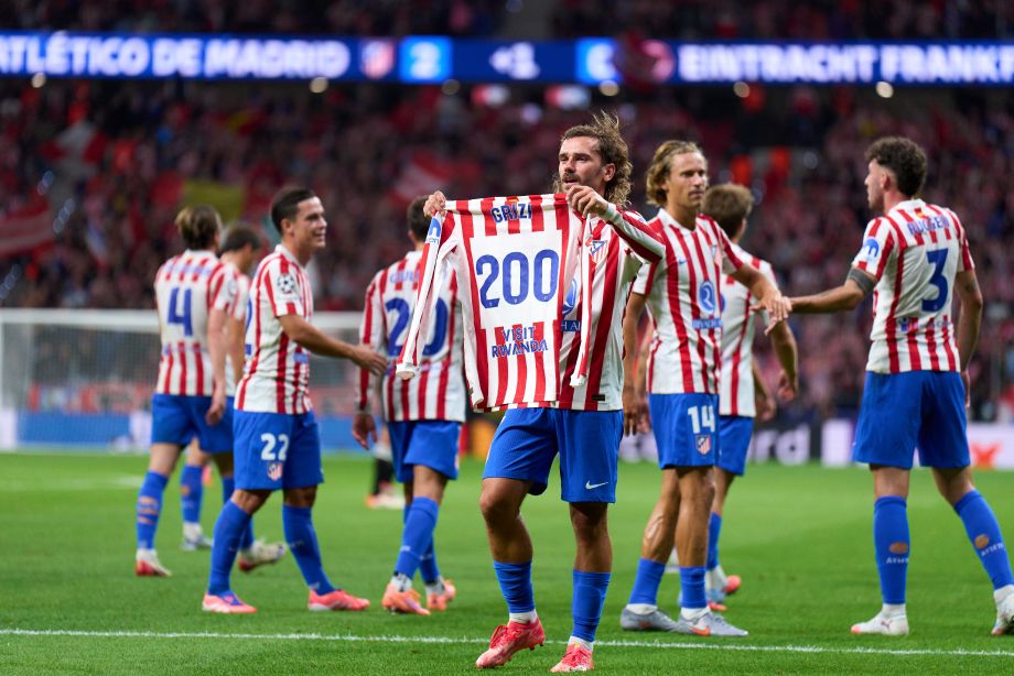 Антуан Гризманн празднует 200-й гол в форме «Атлетико»