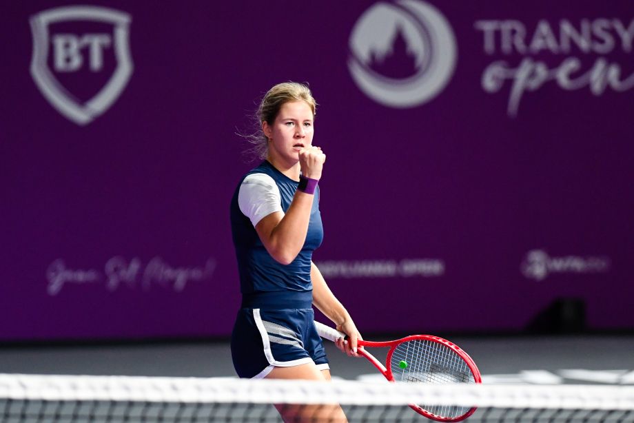 Анастасия Захарова