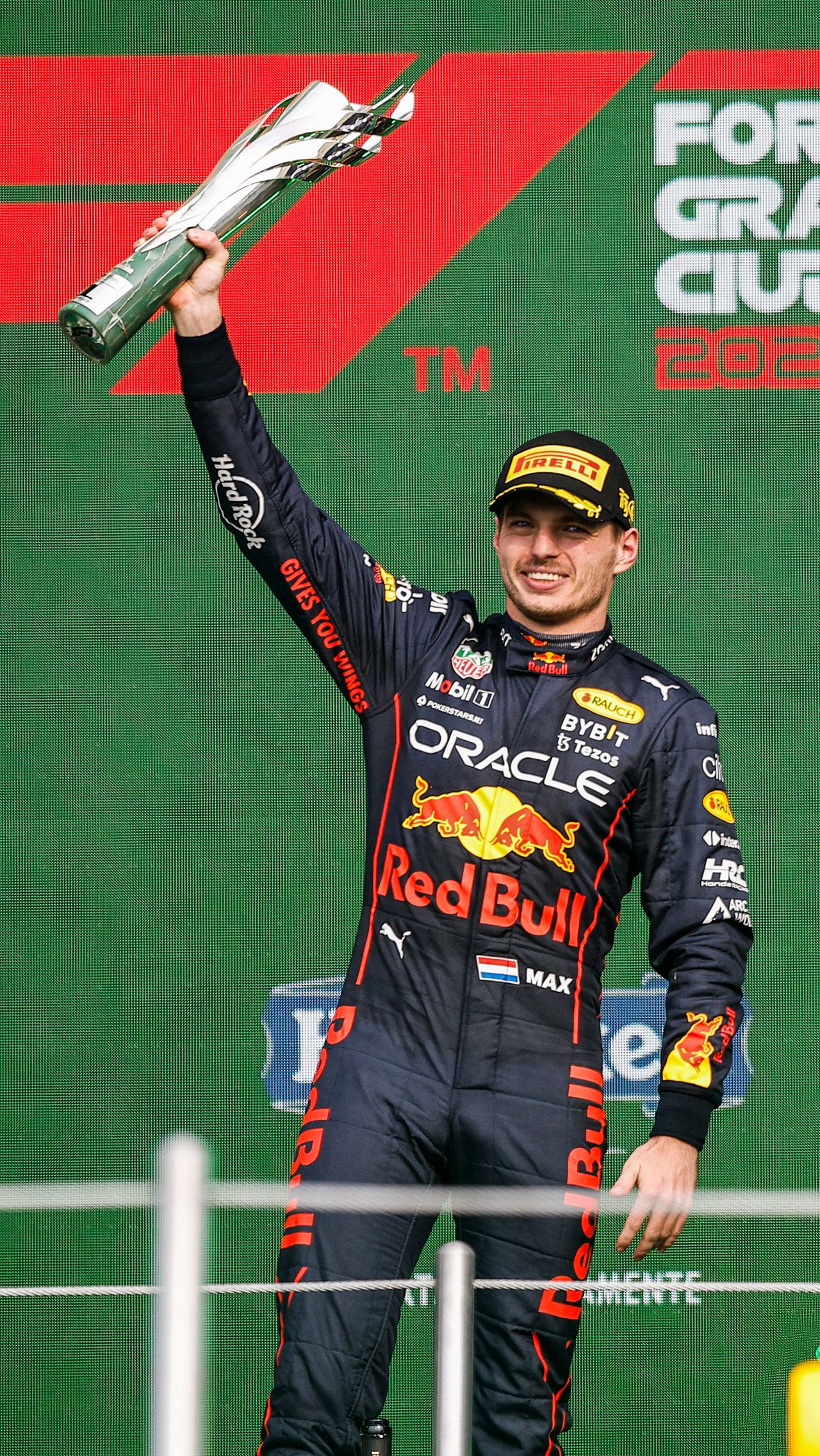 Ферстаппен побил рекорд Хэмилтона по набранным очкам в год — как это ...