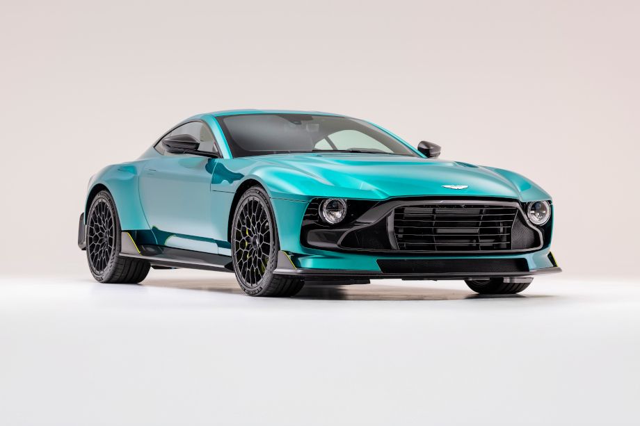 Aston Martin Valour Aston Martin Valour