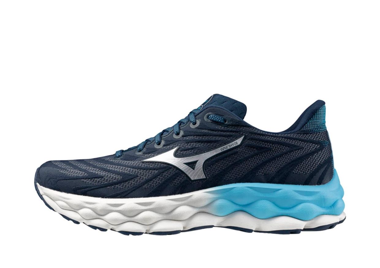 Кроссовки Mizuno Wave Sky 8, 15 990 руб.