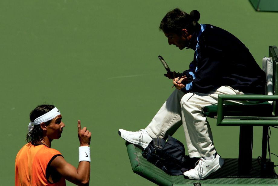 Рафаэль Надаль проиграл Роджеру Федереру в финале «Мастерса» в Майами-2005, на исход повлияла грубая судейская ошибка