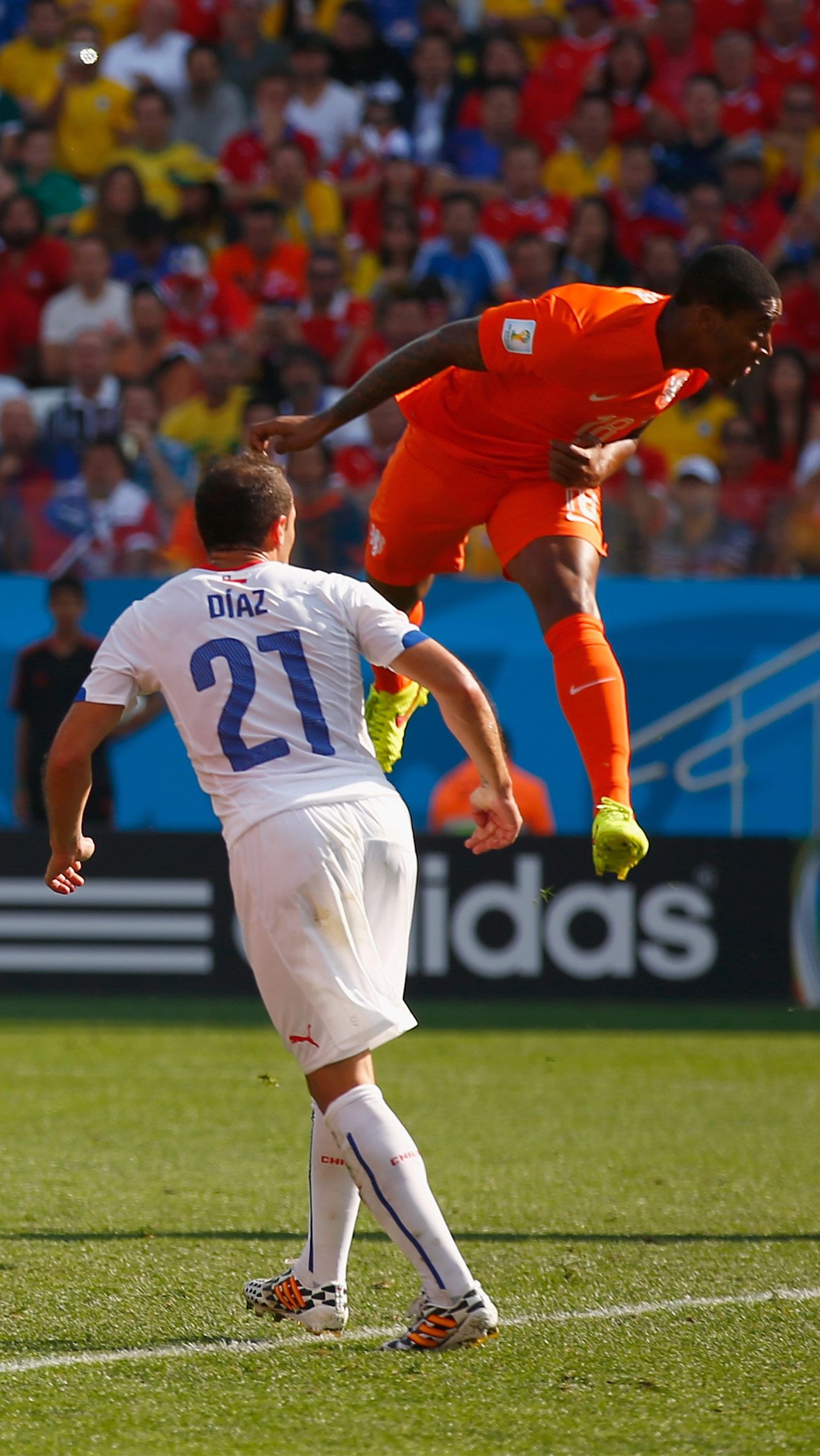 3. Нидерланды — Чили — 2:0 (группа)