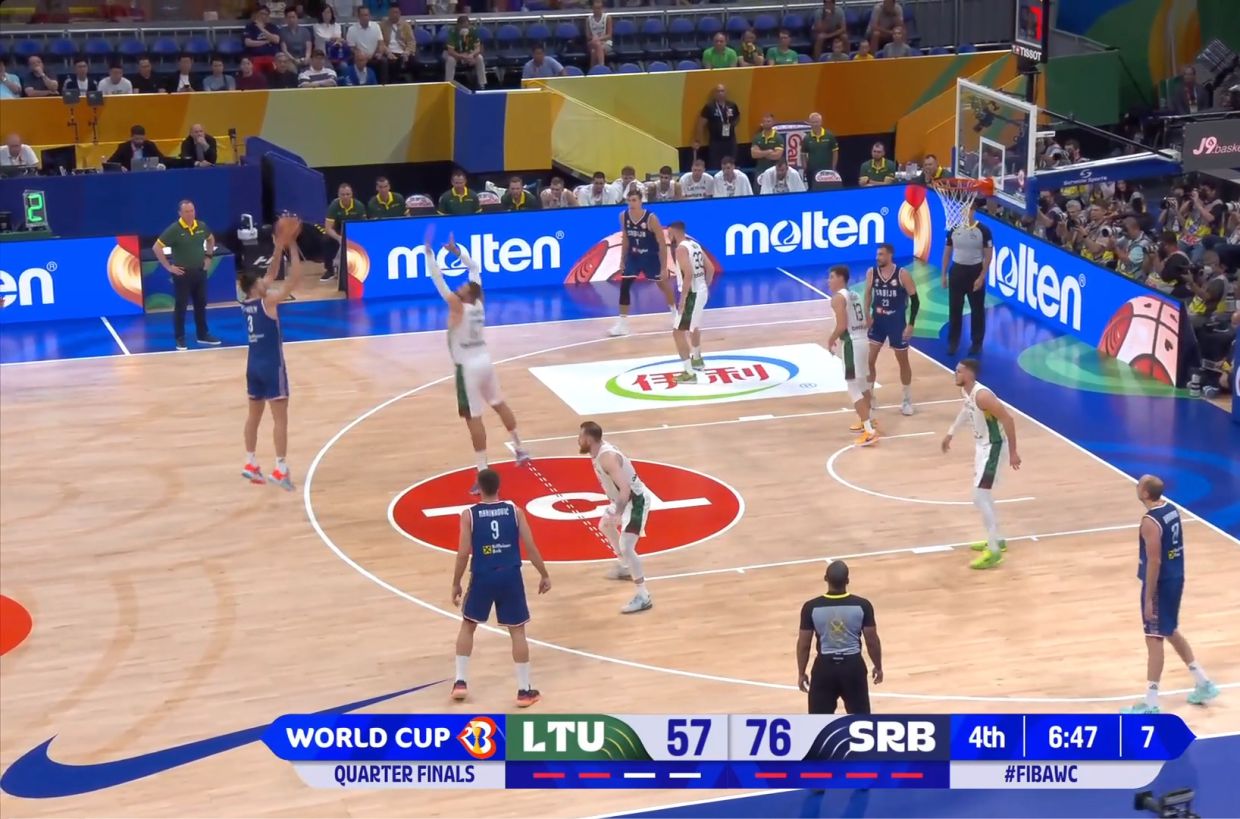 Очередной трёхочковый Сербии