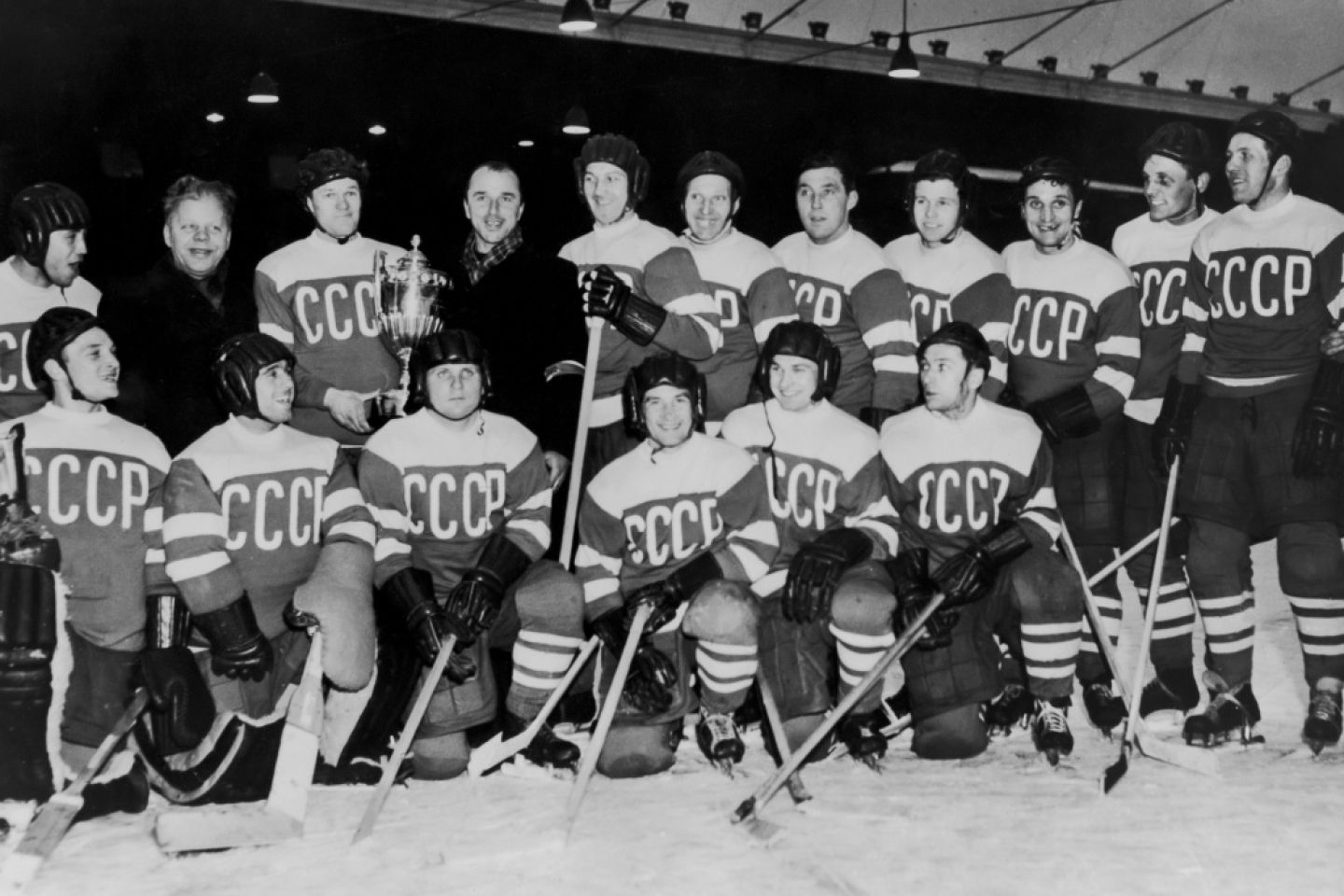 Сборная СССР — чемпион мира 1954 года