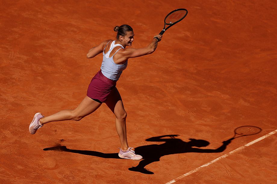 Победа второй ракетки мира, белорусской теннисистки Арины Соболенко над Марией Саккари в 1/2 финала турнира в Мадриде