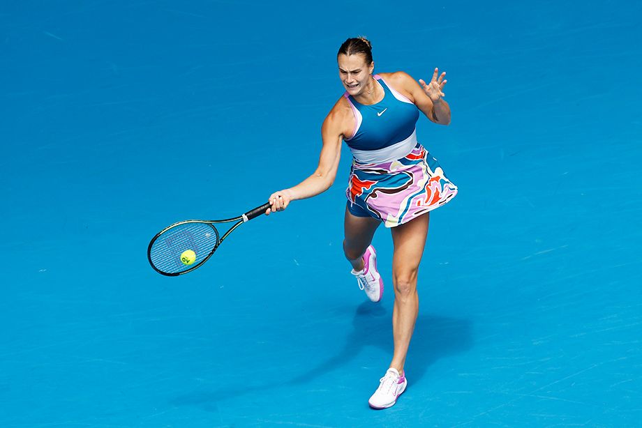 После титула в Аделаиде Арина Соболенко уверенно идёт по сетке Australian Open — 2023 — помогает подача