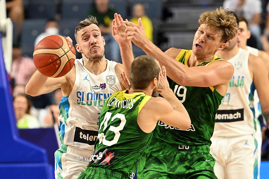 EuroBasket 2022 match between Slovenia and Lithuania