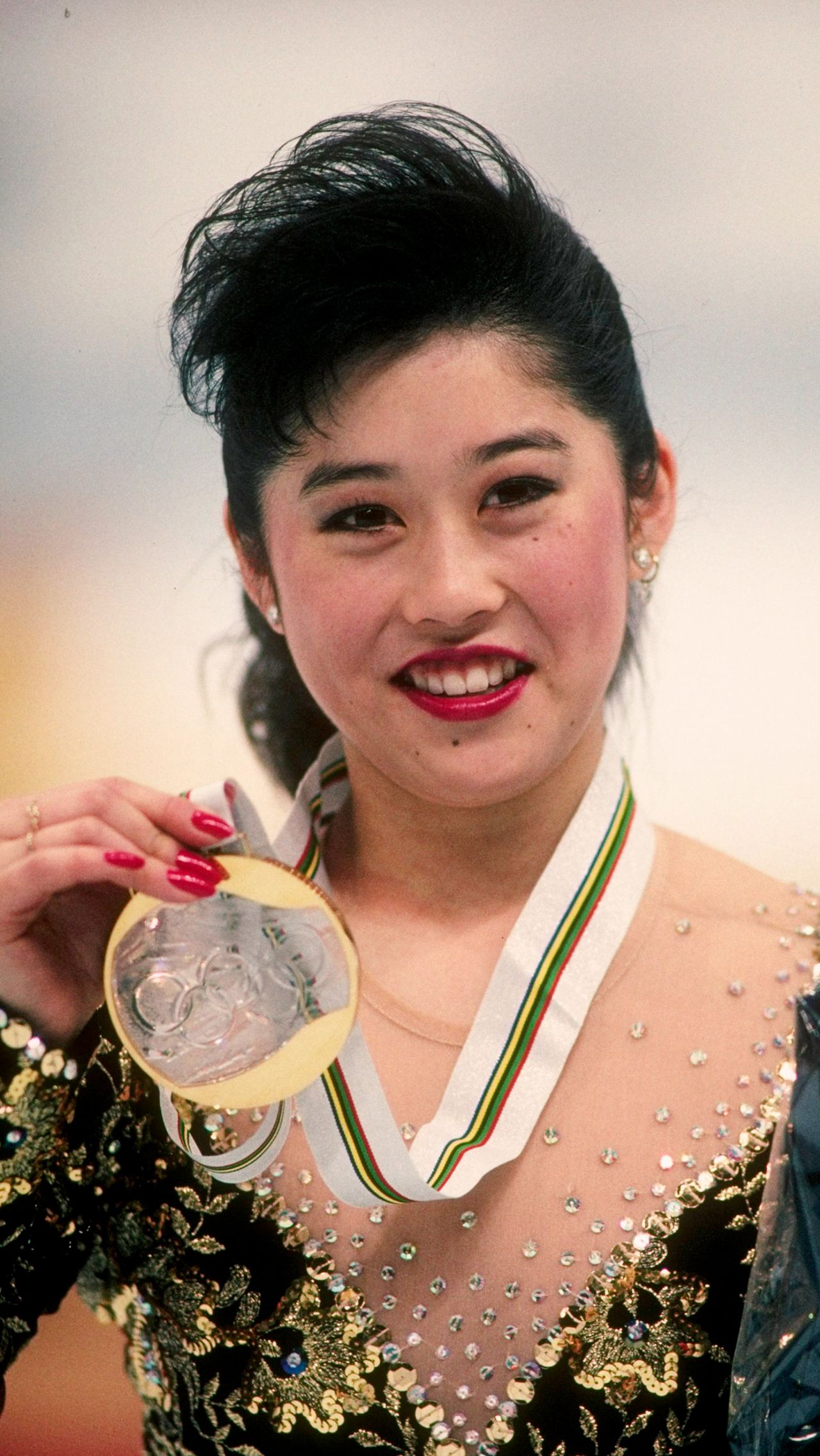 Затем Кристи всё же сосредоточилась на одиночном катании и достигла невероятных высот. В 1992 году она взяла золото Олимпиады в Альбервиле.
