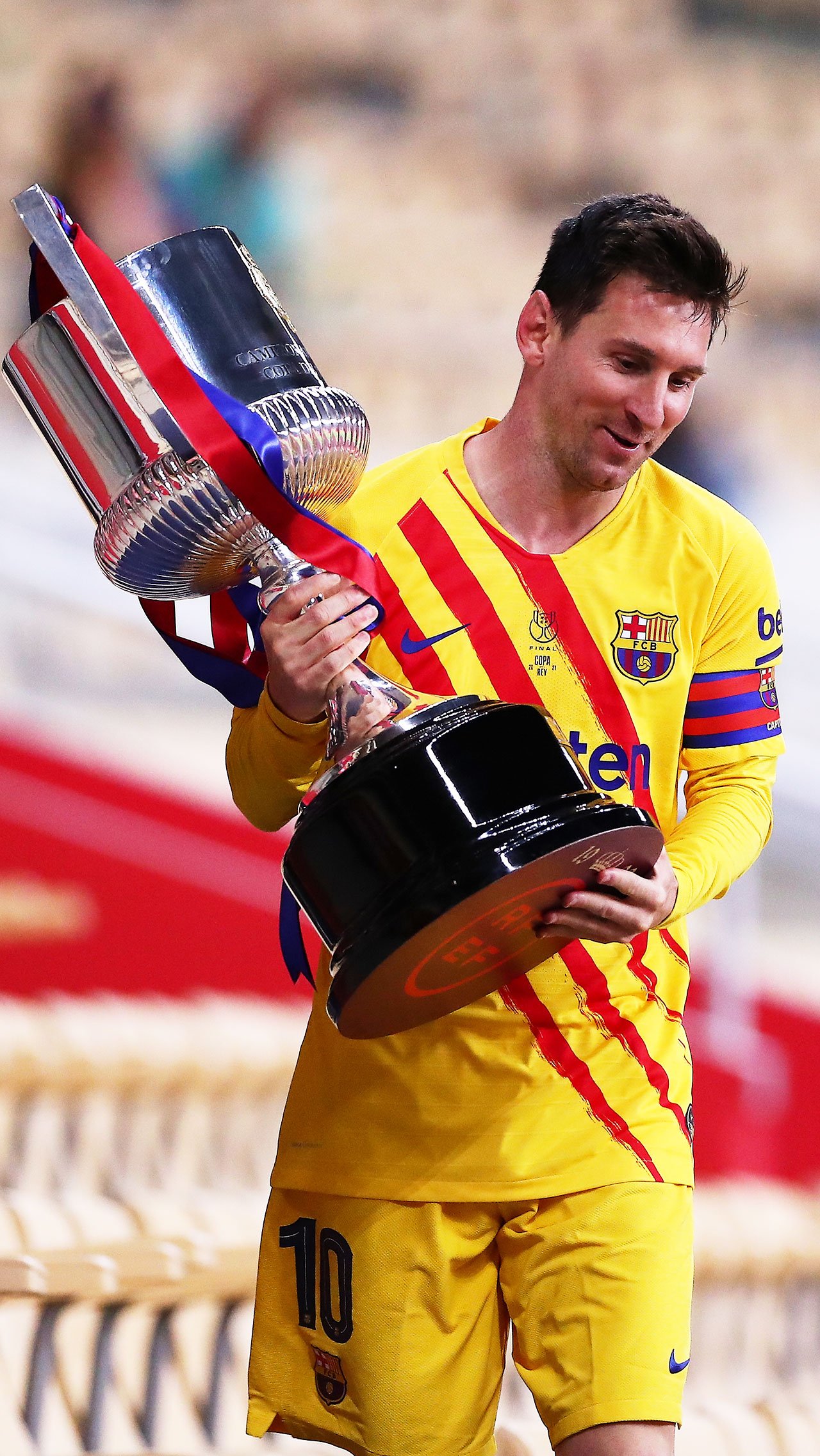 2021. Последний трофей Лео в «Барселоне» – Кубок Испании.