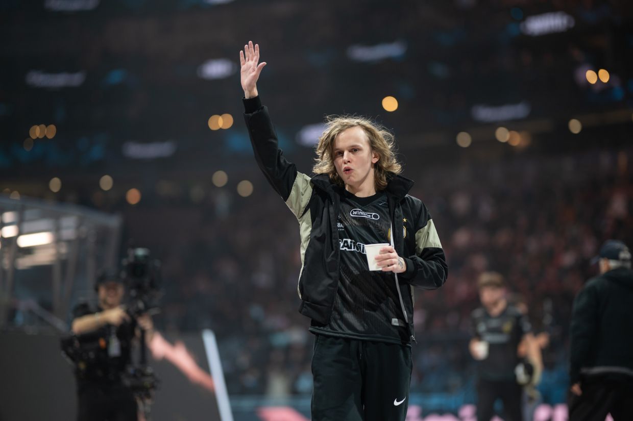 На прошлом «Инте» Дурачьё и его Gaimin Gladiators остались вторыми, уступив Team Spirit На прошлом «Инте» Дурачьё и его Gaimin Gladiators остались вторыми, уступив Team Spirit