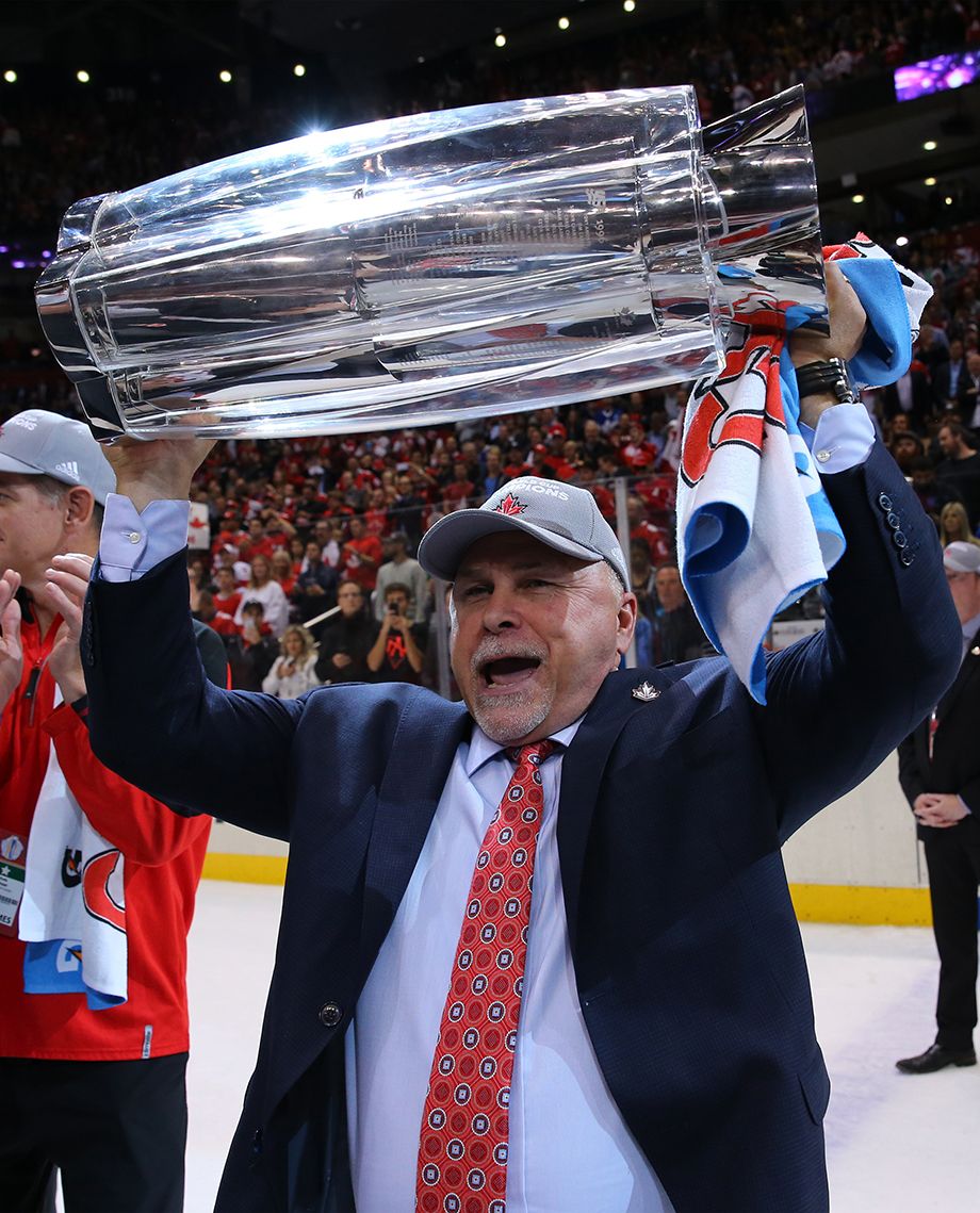 Барри Тротц отказался от работы в «Виннипег Джетс» и пропустит сезон-2022/2023 в НХЛ, мотивы решения канадского тренера
