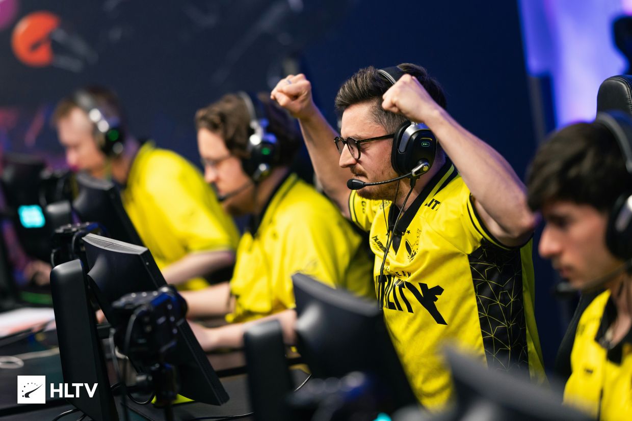 До старта мэйджора Vitality выиграла шесть топ-турниров подряд — и перед плей-офф остаётся главным фаворитом турнира До старта мэйджора Vitality выиграла шесть топ-турниров подряд — и перед плей-офф остаётся главным фаворитом турнира