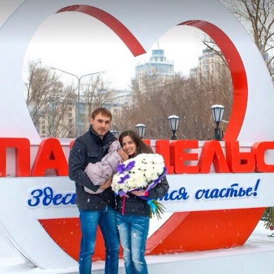 Антон шипулин дети фото семья Шипулин: на днях встретил из роддома двоих самых любимых человечков - Чемпионат