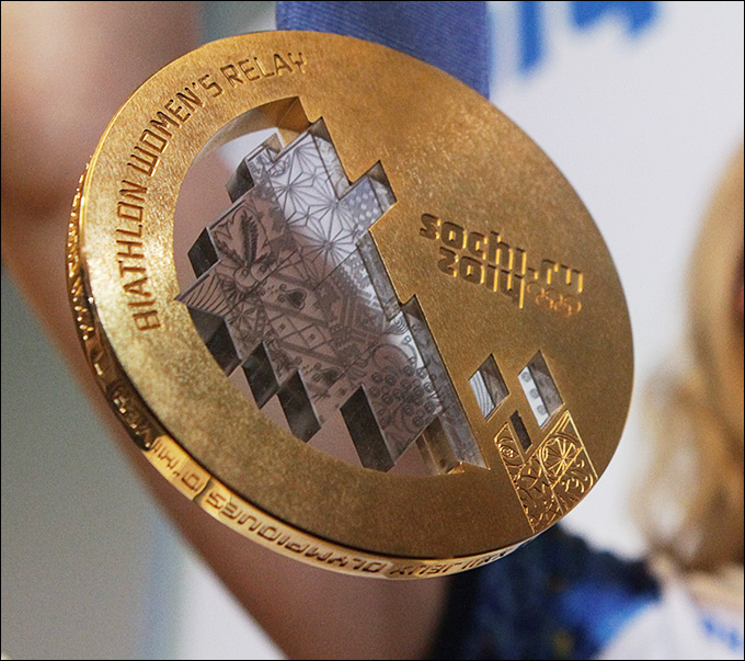 Медали Сочи 2014. Золотая медаль Олимпийских игр 2014. Медали сочи спортсмены