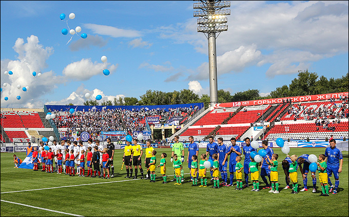 Волга 2013 саратов футбол