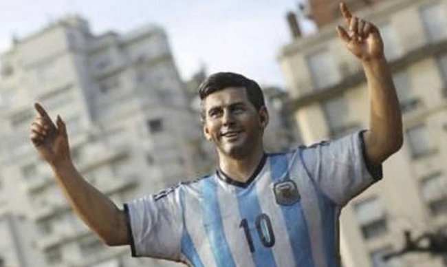 В Буэнос-Айресе открыли открыли статую Месси