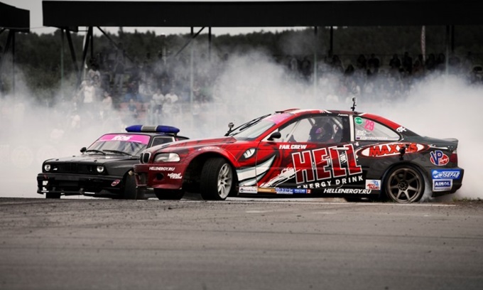 Fr дрифт мод. Hell Drift Team. Винил Hell Энергетик. Дрифт в Кунгуре. Дмитриенко дрифт.