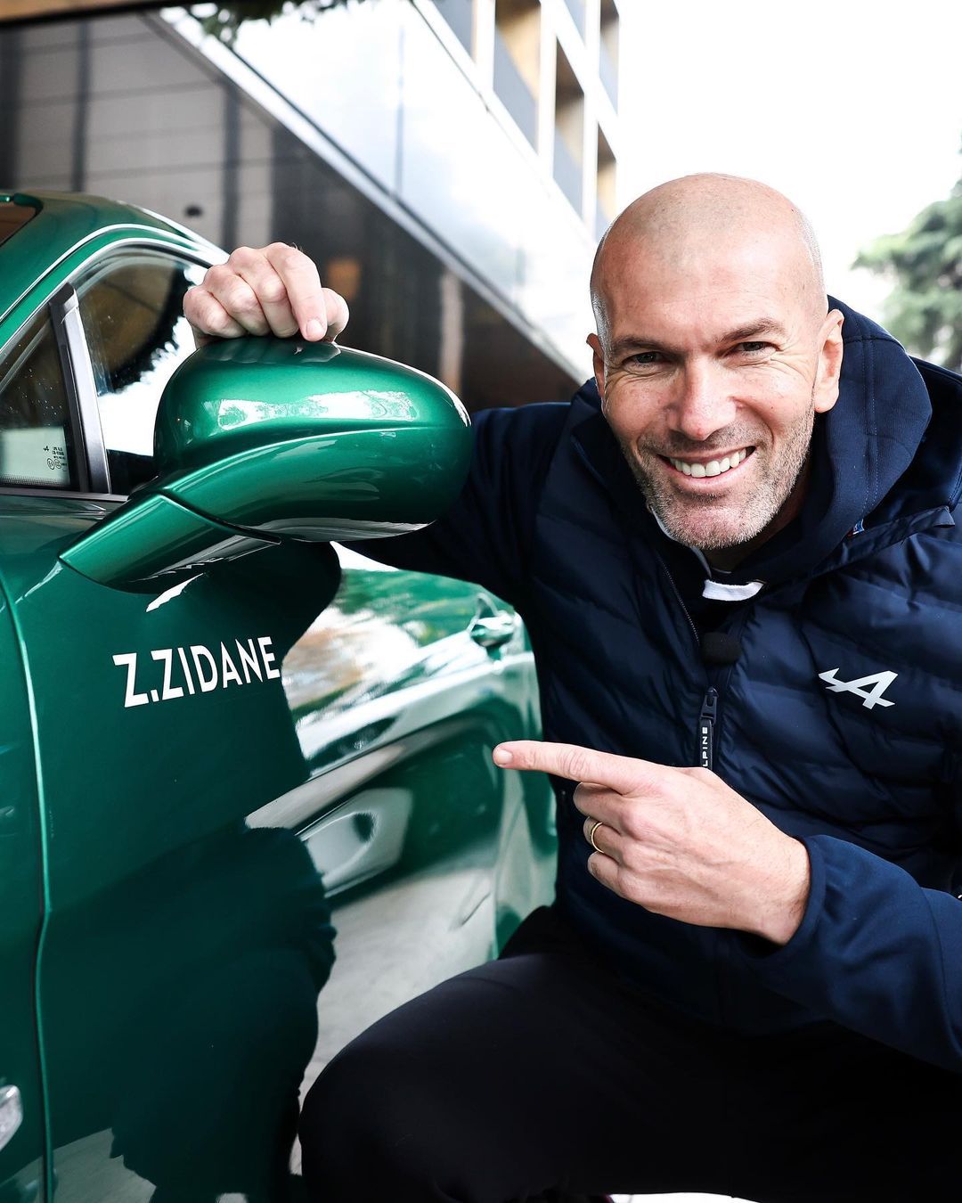 Zidan onlarla görüşdü, bu yarışda iştirak etdi – FOTO
