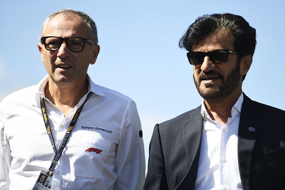 El director ejecutivo de la F1, Stefano Domenicali, y el presidente de la FIA, Mohammed bin Sulayem